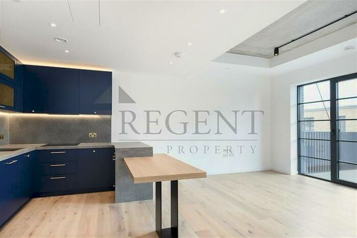 1 Bedroom Apartment To Rent In Goodluck Hope, Orchard Place, E14
