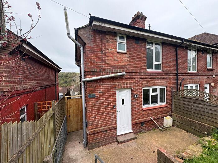 2 Bedroom End Of Terrace House To Rent In St. Radigunds Road, Dover, CT17