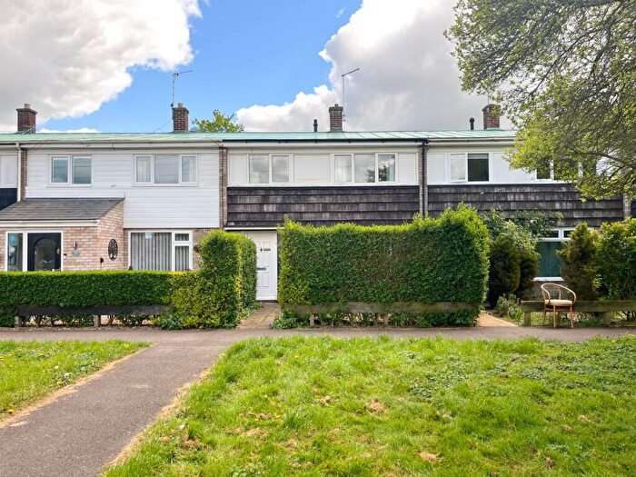 3 Bedroom Terraced House For Sale In Apthorpe Way, Cambridge, CB4