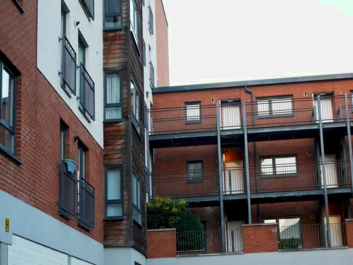 1 Bedroom Flat To Rent In Salamander Court, Edinburgh, EH6