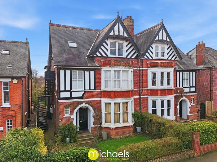 2 Bedroom Flat For Sale In Inglis Road, Colchester, CO3