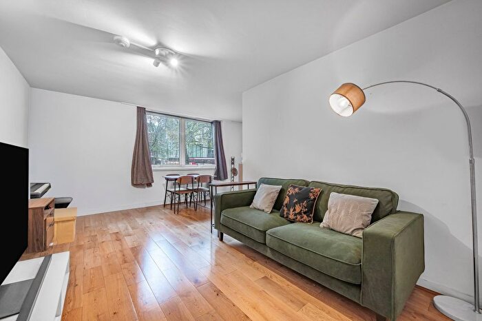 2 Bedroom Flat For Sale In New Compton Street, Central St Giles, WC2H