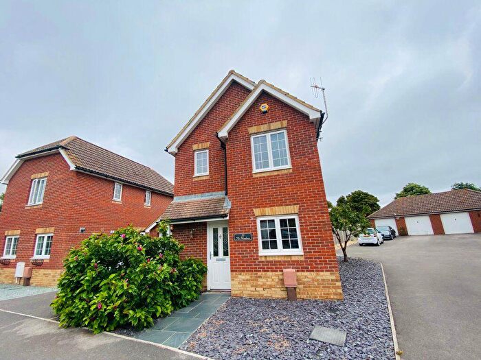 3 Bedroom House To Rent In The Meadows, PO19