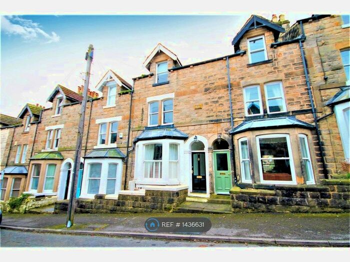 4 Bedroom Terraced House To Rent In Valley Road, Harrogate, HG2