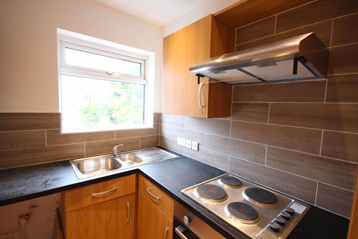 2 Bedroom Apartment To Rent In Jaunty Way, S12