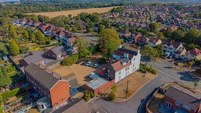 2 Bedroom Flat For Sale In Dawley Court, Wall Heath, Kingswinford, DY6