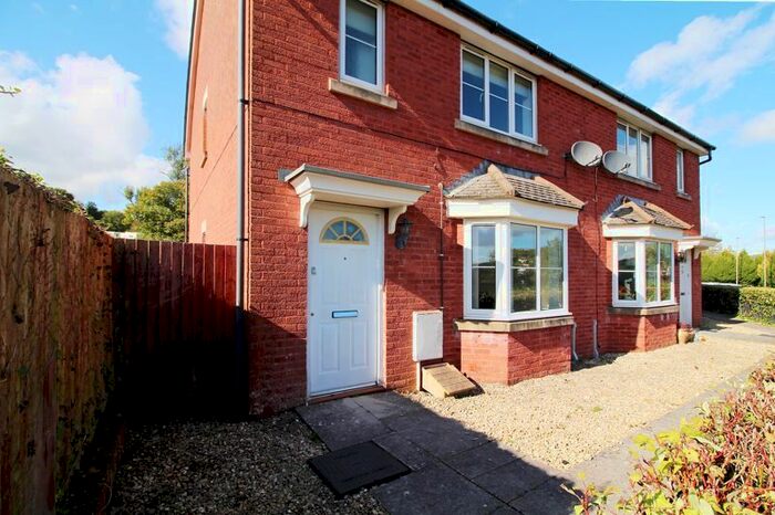 3 Bedroom Semi-Detached House To Rent In Farm Close, Tir Y Berth, Pengam CF82