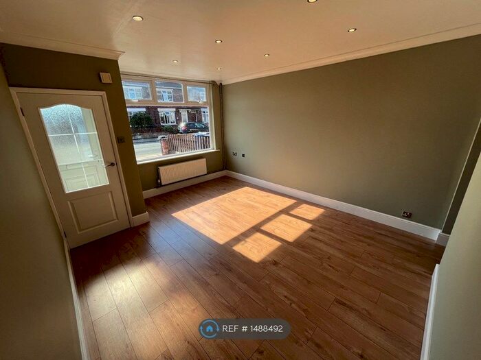 2 Bedroom Terraced House To Rent In Fairview Avenue, Cleethorpes, DN35