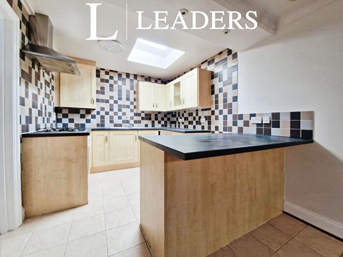 2 Bedroom Bungalow To Rent In Beambridge, Basildon, SS13