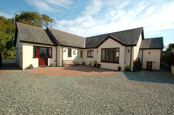 5 Bedroom Detached Bungalow For Sale In Reginald Close, Hundleton, SA71