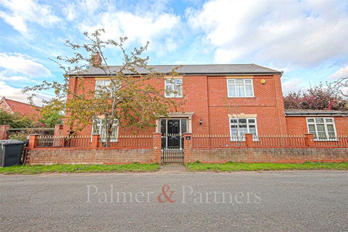 5 Bedroom Detached House To Rent In Maple Grove, Barham, Ipswich, Suffolk, IP6