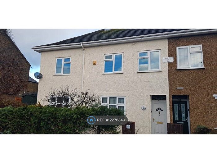 5 Bedroom Semi-Detached House To Rent In Thornton Villas, Hanworth, Feltham, TW13