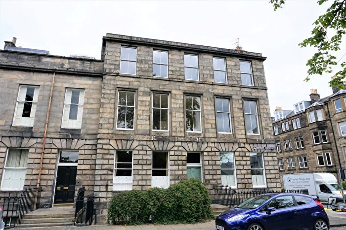 3 Bedroom Flat To Rent In East Claremont Street, Bellevue, Edinburgh, EH7