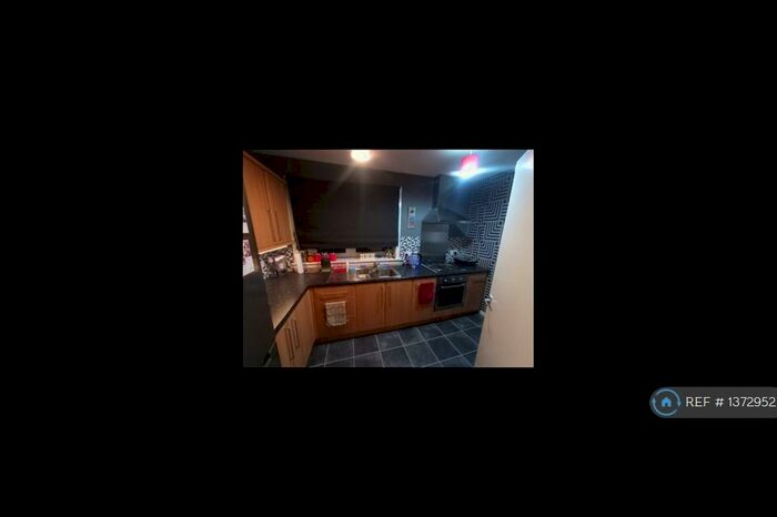 1 Bedroom Flat To Rent In Kinneff Crescent, Dundee, DD3