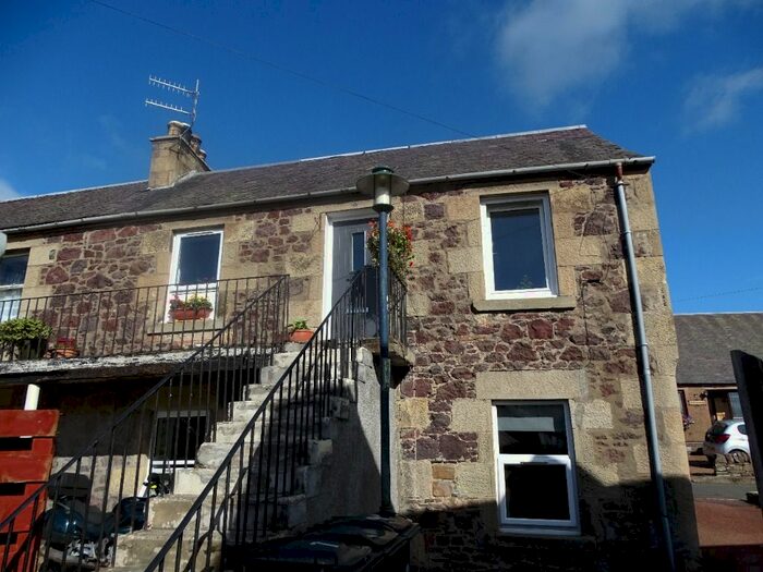 1 Bedroom Flat To Rent In Howieson Square, Biggar, ML12