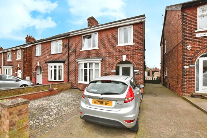 3 Bedroom Semi-Detached House For Sale In Crosby Avenue, Scunthorpe, DN15