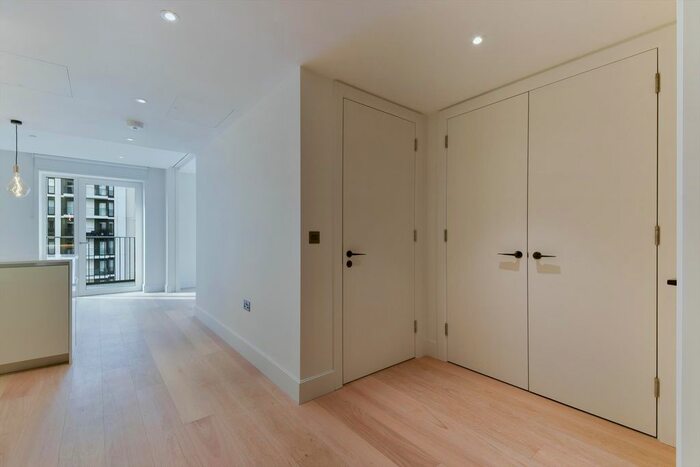 Studio To Rent In Parkside Apartments, White City Living, London, W12