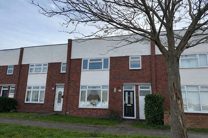 3 Bedroom Terraced House To Rent In Springhouse Road, Corringham, SS17