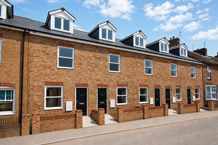 3 Bedroom End Of Terrace House For Sale In Essex Street, Whitstable, Kent, CT5