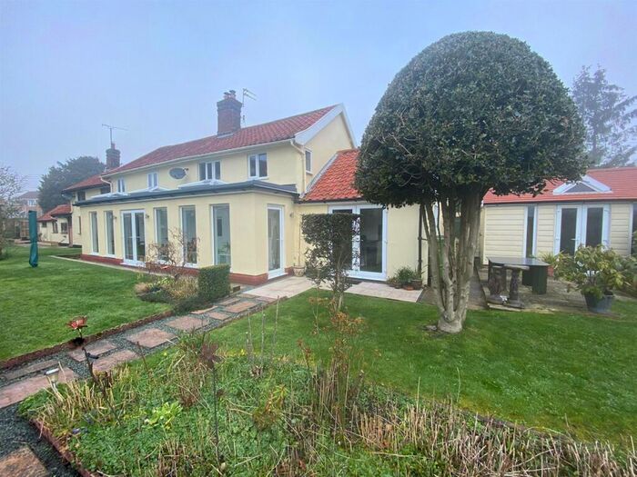 4 Bedroom Cottage For Sale In Grange Road, Wickham Skeith, Eye, IP23