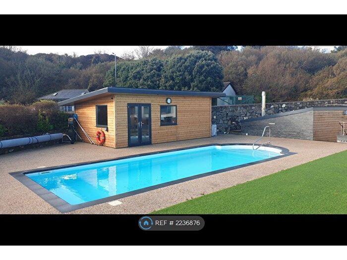 2 Bedroom Flat To Rent In Beach Road, Tyn-Y-Gongl, LL74