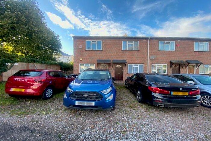 2 Bedroom Terraced House To Rent In Roberts Close, Orpington, BR5