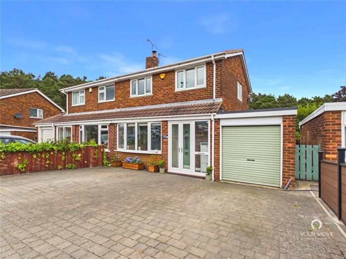 3 Bedroom Semi Detached House For Sale In Greenways, Delves Lane, Consett, Durham, DH8