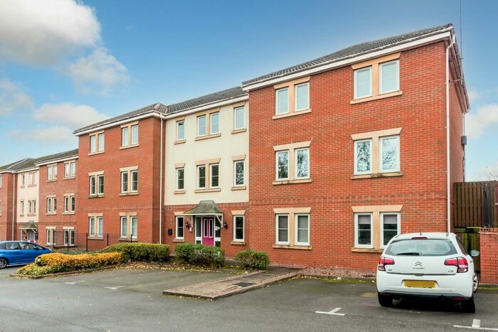 2 Bedroom Flat To Rent In Blue Cedar Drive, Streetly, Sutton Coldfield B74