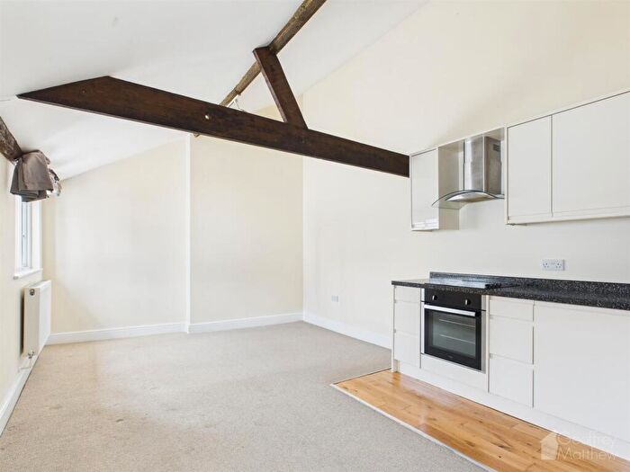 1 Bedroom Barn Conversion To Rent In London Road, Old Harlow, CM17