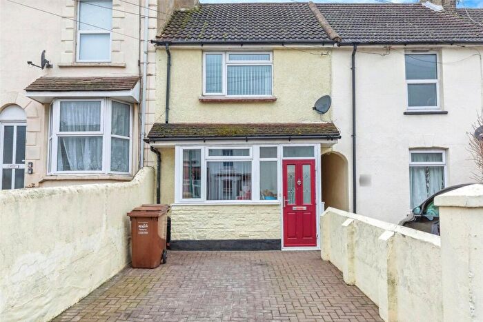 2 Bedroom Terraced House For Sale In Nelson Road, Gillingham, Kent, ME7