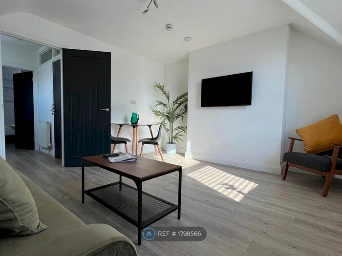 1 Bedroom Flat To Rent In Severn Road, Weston-Super-Mare, BS23