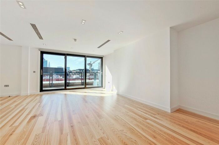 3 Bedroom Flat To Rent In Willow Street, London EC2A