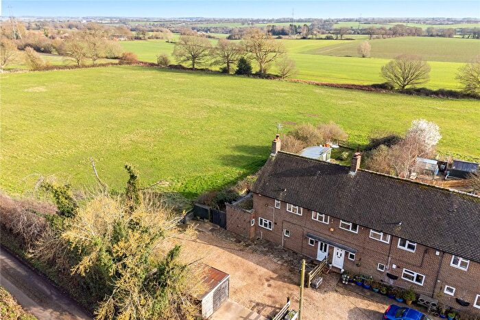 3 Bedroom Semi Detached House For Sale In Holtsmere End Lane, Redbourn, St. Albans, Hertfordshire, AL3