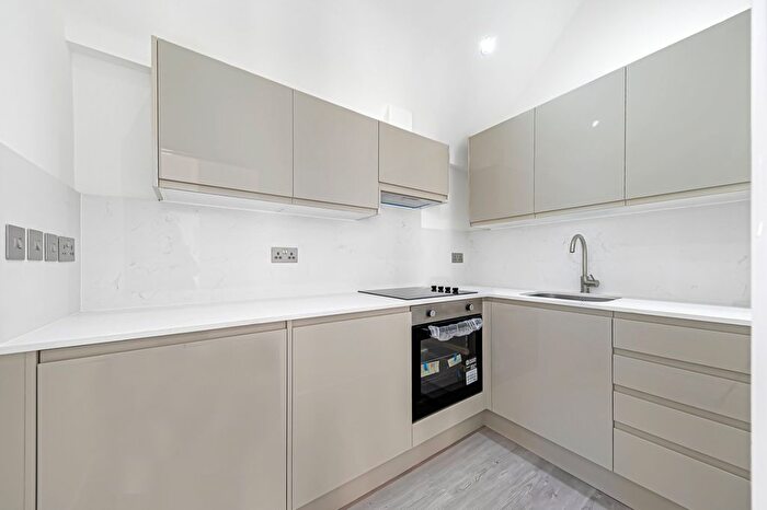 Studio To Rent In Canfield Gardens, South Hampstead, NW6