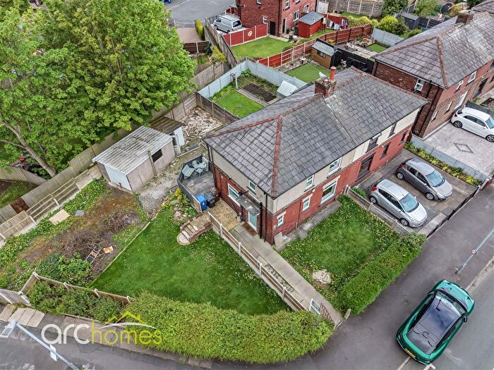 3 Bedroom Semi-Detached House For Sale In Devonshire Road, Atherton, Manchester, M46