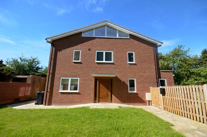 4 Bedroom Detached House To Rent In Springwood House, Trafford Road, Great Missenden, Buckinghamshire, HP16