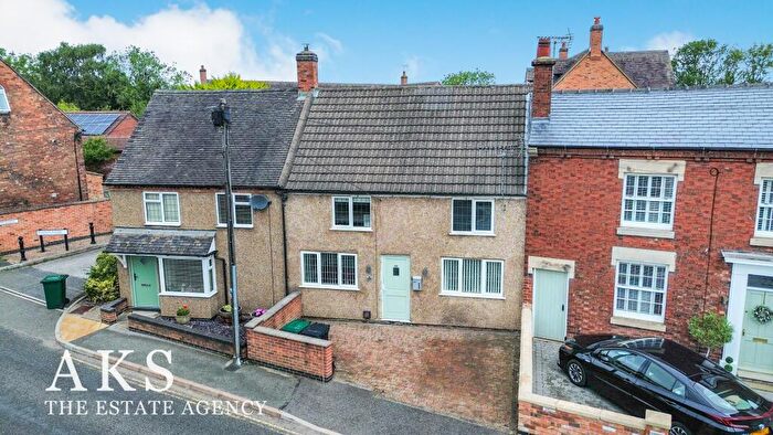 3 Bedroom Cottage For Sale In The Castle Way, Willington, DE65