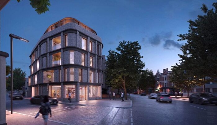 1 Bedroom Flat To Rent In The Mall, London, W5