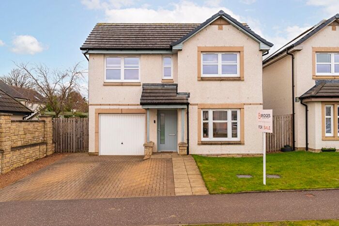 3 Bedroom Detached House For Sale In James Young Avenue, Uphall Station, EH54