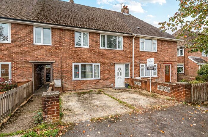 4 Bedroom Terraced House For Sale In Mountbatten Avenue, Romsey, Hampshire, SO51