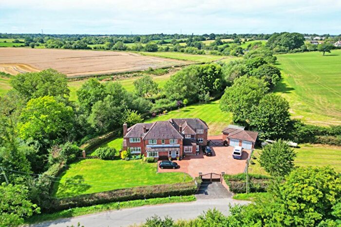 5 Bedroom Detached House For Sale In Hob Lane, Barston, B92