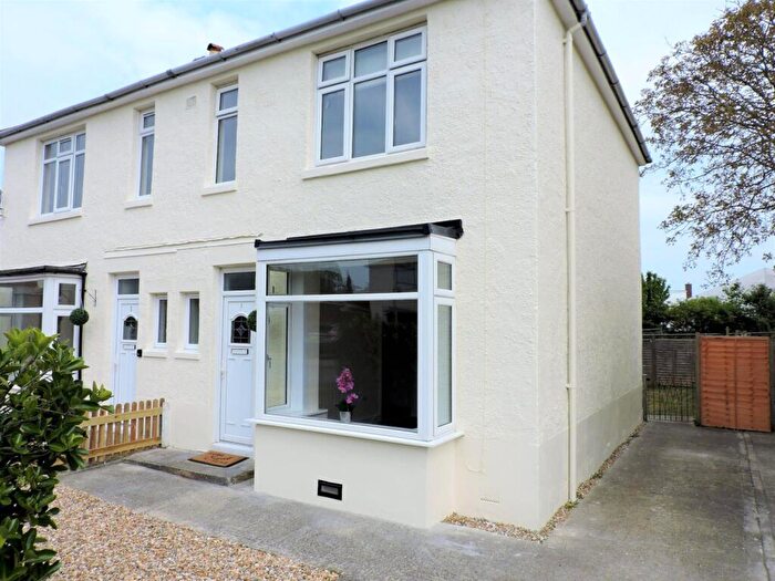 2 Bedroom House To Rent In Hamilton Road, Portchester, Portsmouth, PO6