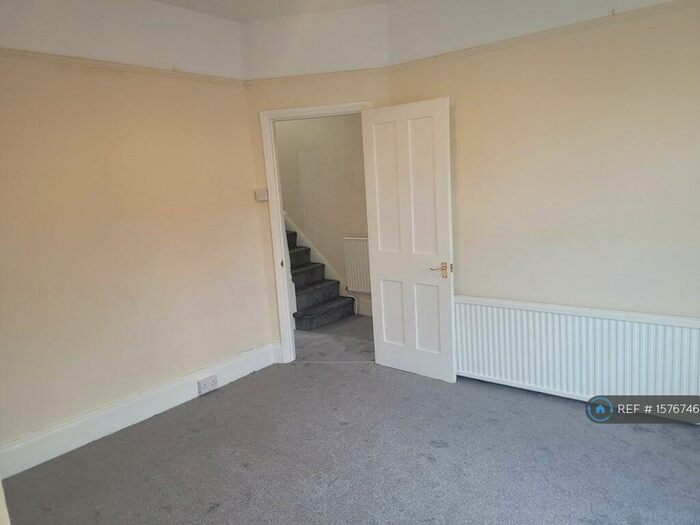 4 Bedroom Terraced House To Rent In Mount Pleasant Road, Folkestone, CT20