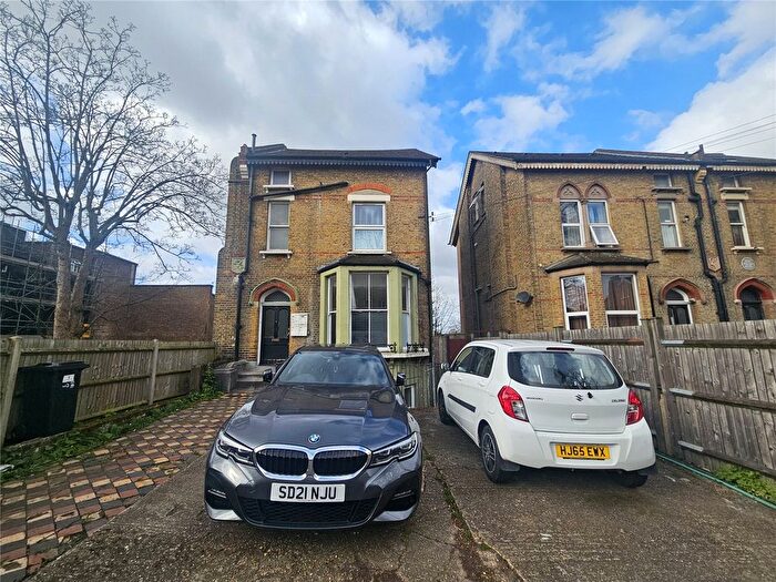 1 Bedroom Flat To Rent In St. Peters Road, Croydon, CR0