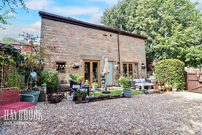 3 Bedroom Barn Conversion For Sale In Brightholmlee Lane, Sheffield, S35