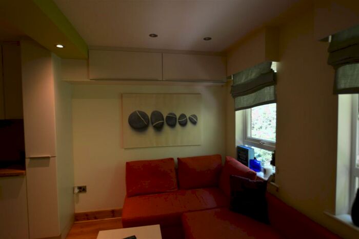 1 Bedroom Flat To Rent In Spinney Close, Glen Parva, Leicester, LE2