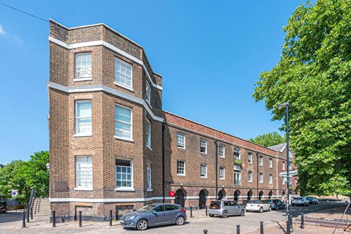 1 Bedroom Flat To Rent In Foreshore, Deptford, London, SE8