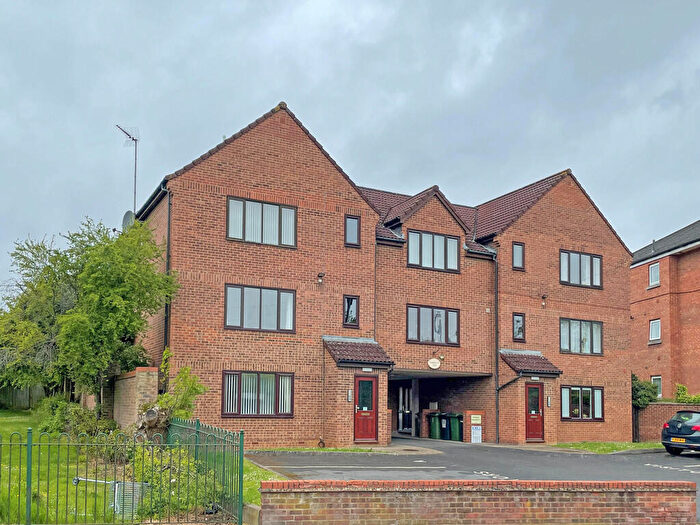 2 Bedroom Apartment To Rent In Doddington Court, Wellingborough, NN8