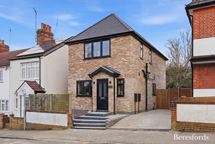 3 Bedroom Detached House For Sale In Warley Mount, Warley, CM14