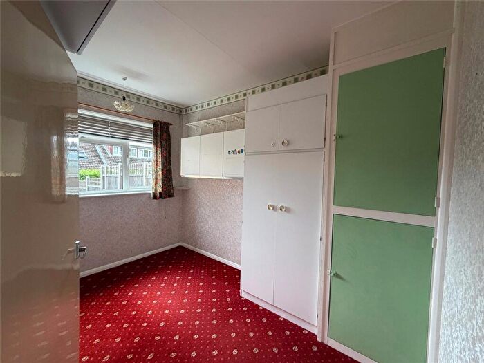 2 Bedroom Bungalow For Sale In Daneholme Avenue, Daventry, Northamptonshire, NN11